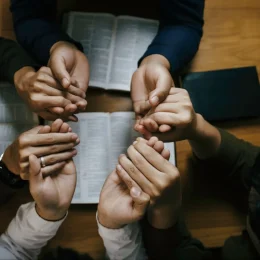 catholic-prayer-challenge-credit-shutterstock (1)
